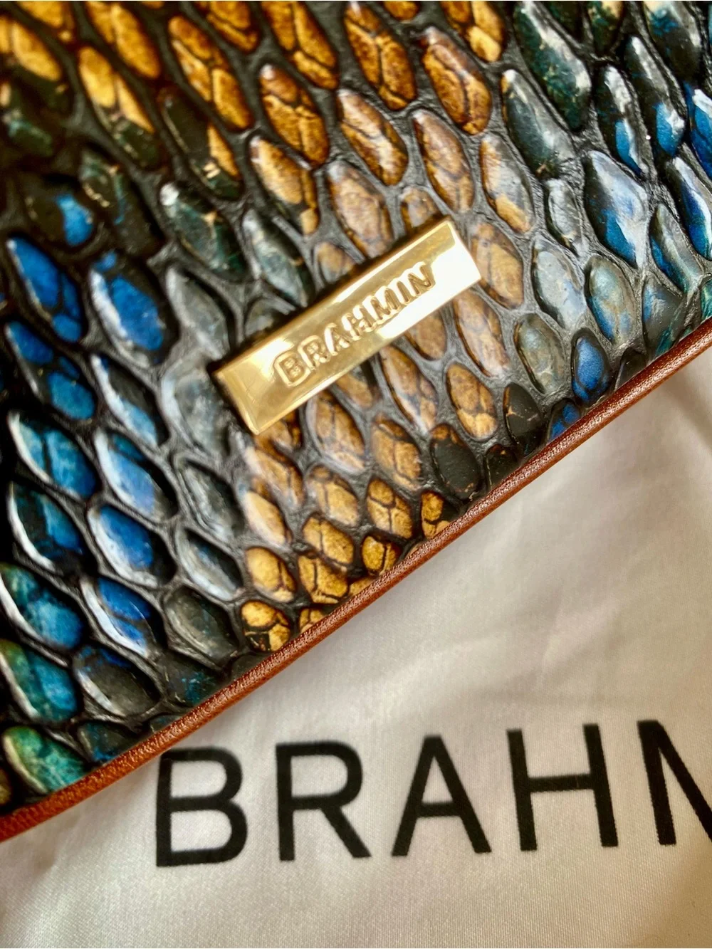BRAHMIN Curvy EVERLEE CROSSBODY Bag  Featured in beautiful BOTTLE BLUE FLETCHER